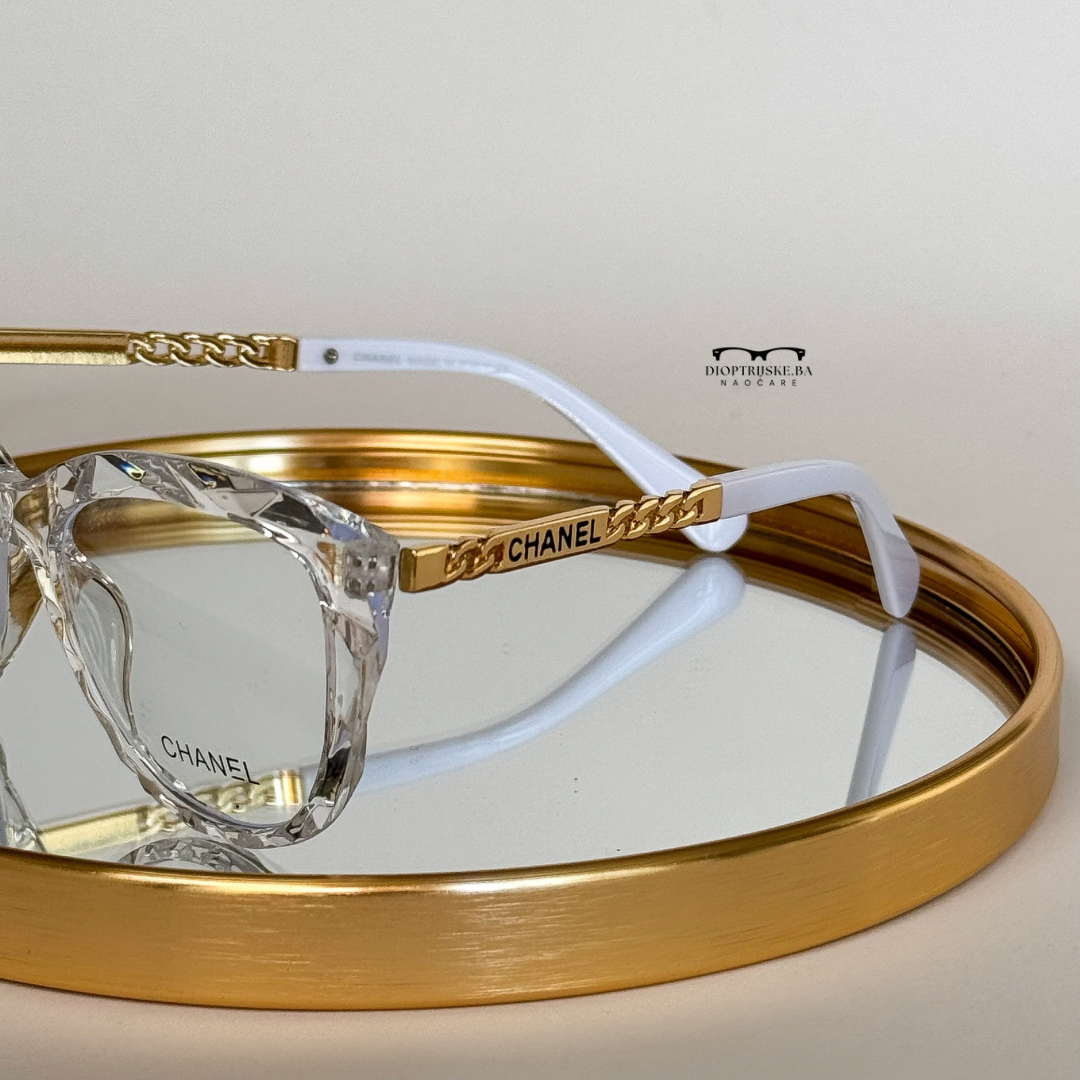 Dioptrijski model 52