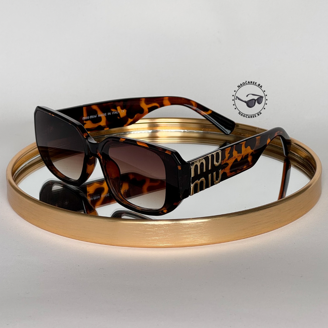 Sunčane naočare 10/02