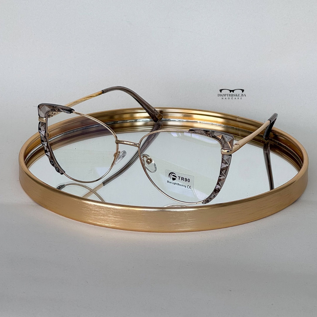 Dioptrijski model 06/02