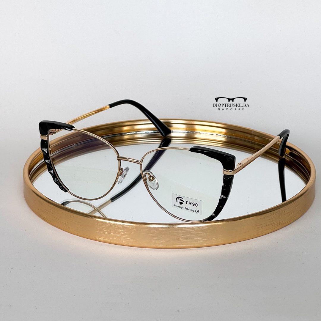 Dioptrijski model 06/02